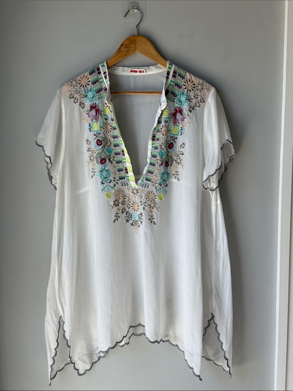 Johnny Was Embroidered Sheer White Scalloped Sleeve Tunic Blouse Large